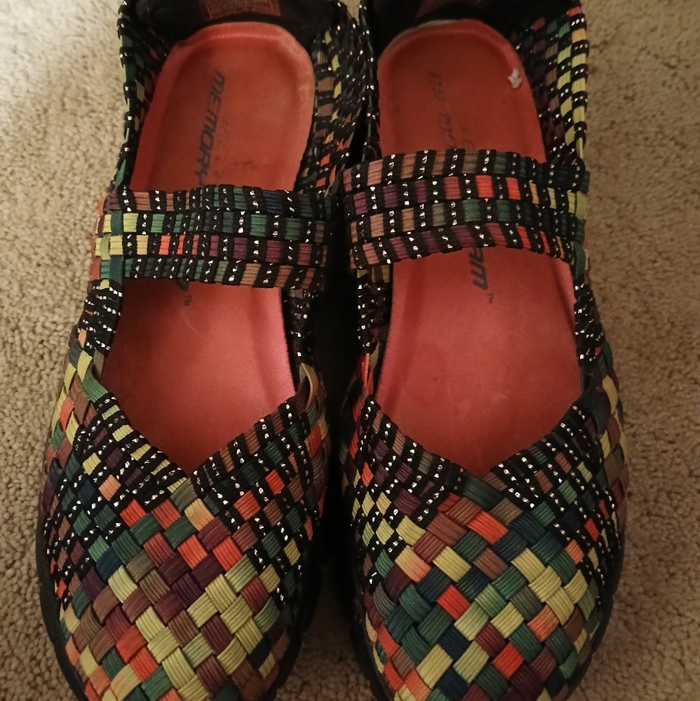 Women's shoes excellent condition
